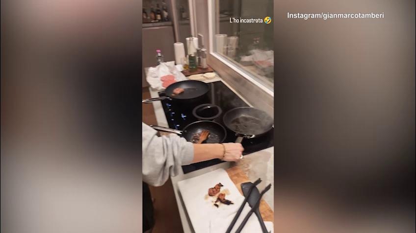 Casa Tamberi, che disastro in cucina!