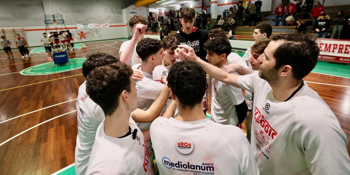 Oleggio Magic Basket: una lotta di 40 minuti non sorride agli Squali