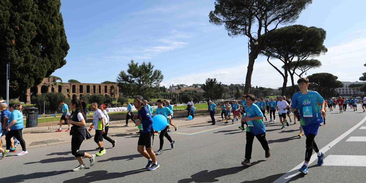 Acea Water Fun Run, il sole ha illuminato la festa dei 20mila. Presentati i top runner di Acea Run Rome The Marathon