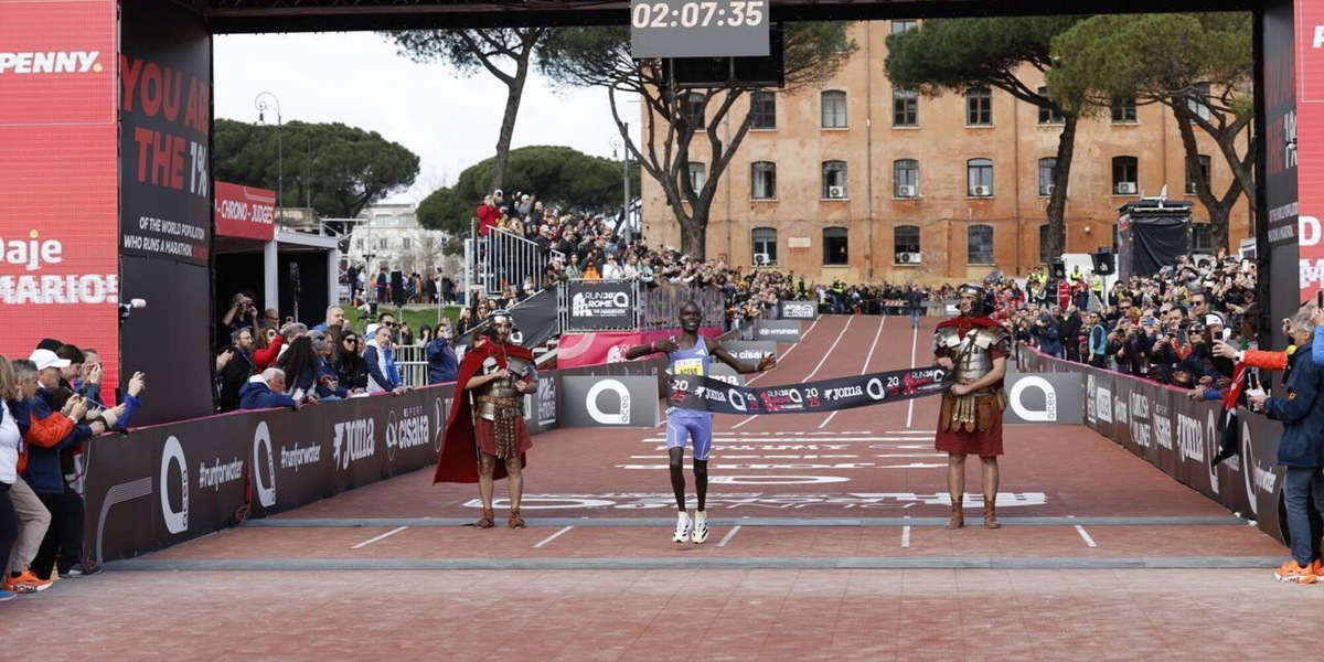 E' il keniano Robert Ngeno il vincitore della 30^ Acea Run Rome The Marathon