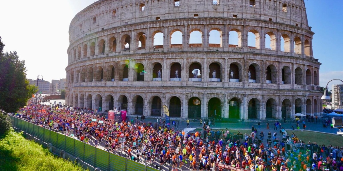 I keniani Robert Ngeno e Betty Chepkwony vincono la 30^ Acea Run Rome The Marathon