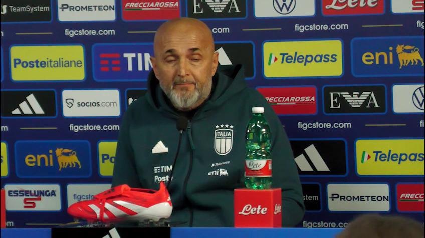 Spalletti ride col giornalista: "Grazie di avercelo ricordato"