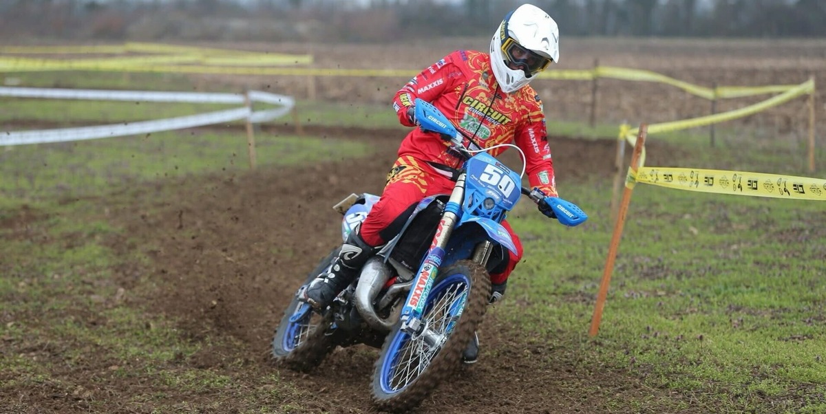 Il moto club Alfieri prende tutto nel weekend, tra enduro e mini