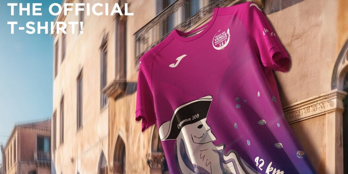 La t-shirt tecnica della 39^ Wizz Air Venicemarathon, un omaggio a Giacomo Casanova