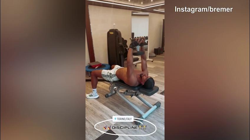 Juve, lavoro in palestra per Bremer