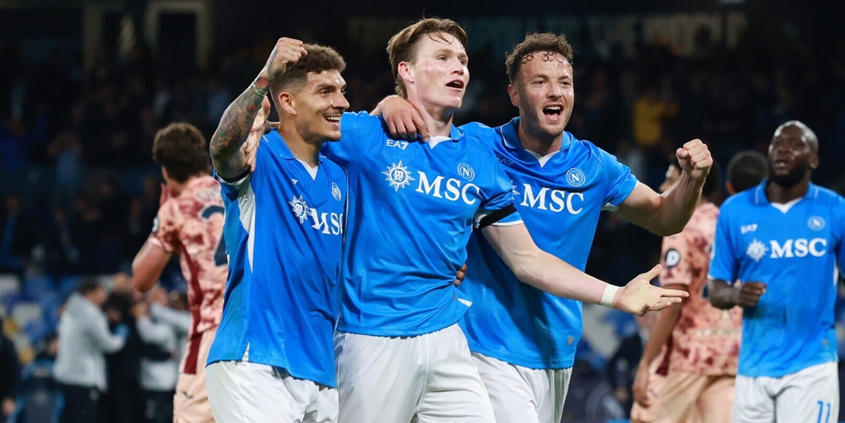 Napoli, sorpasso Scudetto! Il Toro si arrende a McTominay, Conte vola a +3 sull'Inter