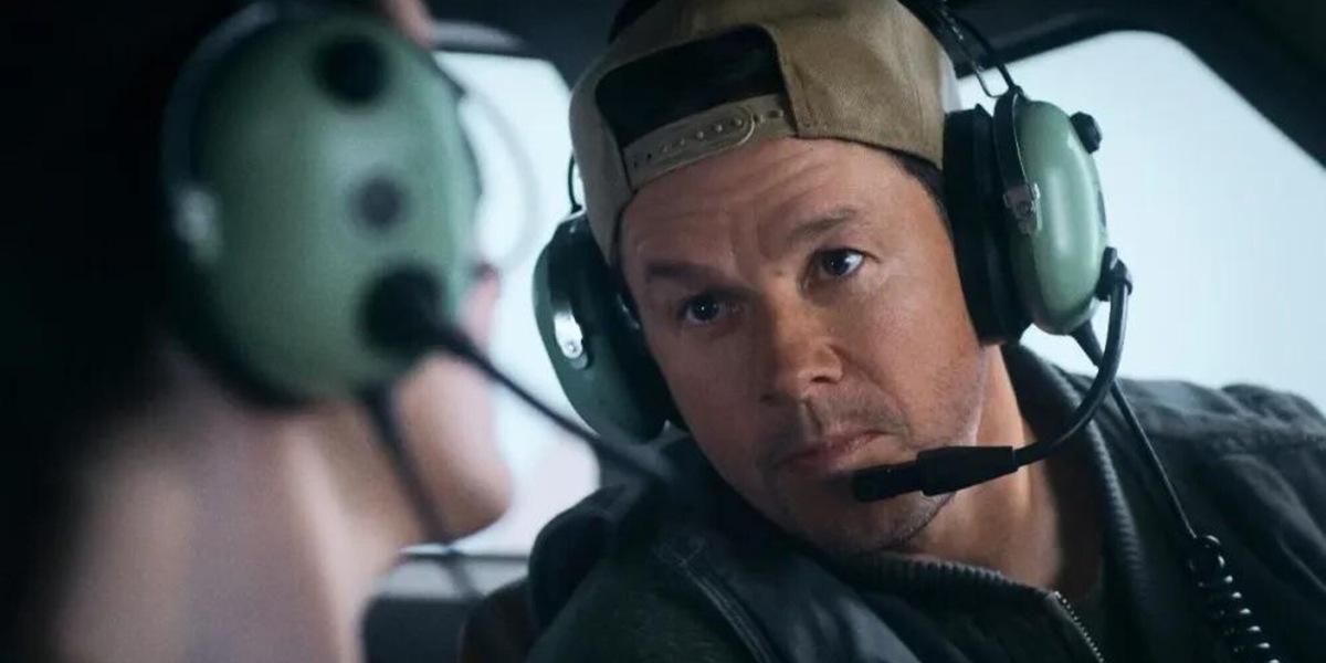 Mark Wahlberg decolla nel thriller ad alta tensione Flight Risk - Trappola ad alta quota