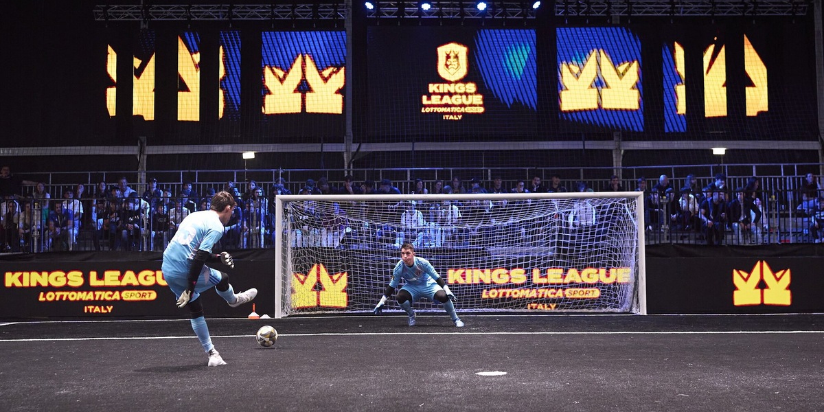 Kings League Lottomatica.sport: via ai Playoff con nuove Legend, Wild Card e il gran finale del concorso Fan of the Kings