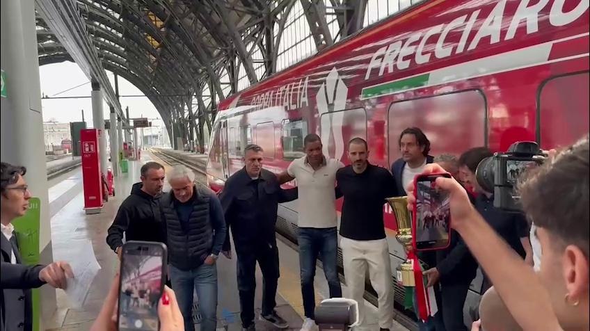 Milan-Bologna, la Coppa Italia sta per raggiungere Roma con tante "Legends" tra cui Baggio