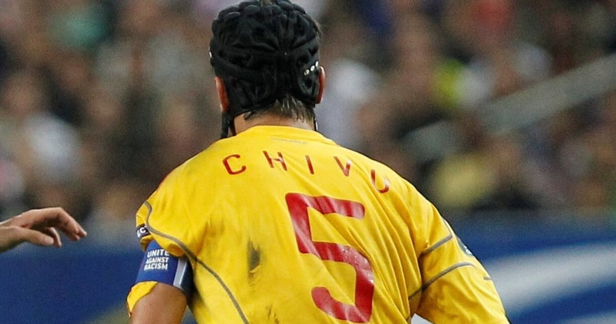 Inter, è rimasto solo Chivu. Schiaffo Como su Fabregas: "Pura fantasia"