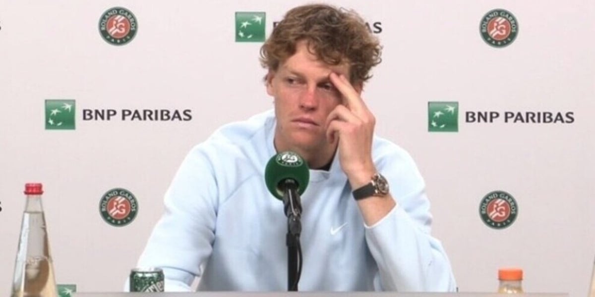 Sinner, sui social è bufera Roland Garros: la replica è l’ennesima lezione di stile