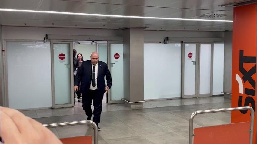 Inter, a Linate ecco Bonny: "Sono contentissimo"