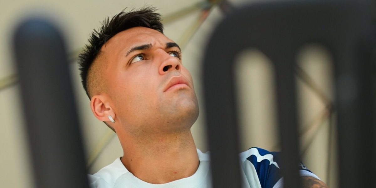 Inter nella bufera, tutti da Chivu! Lautaro: nel mirino Calhanoglu e altri tre