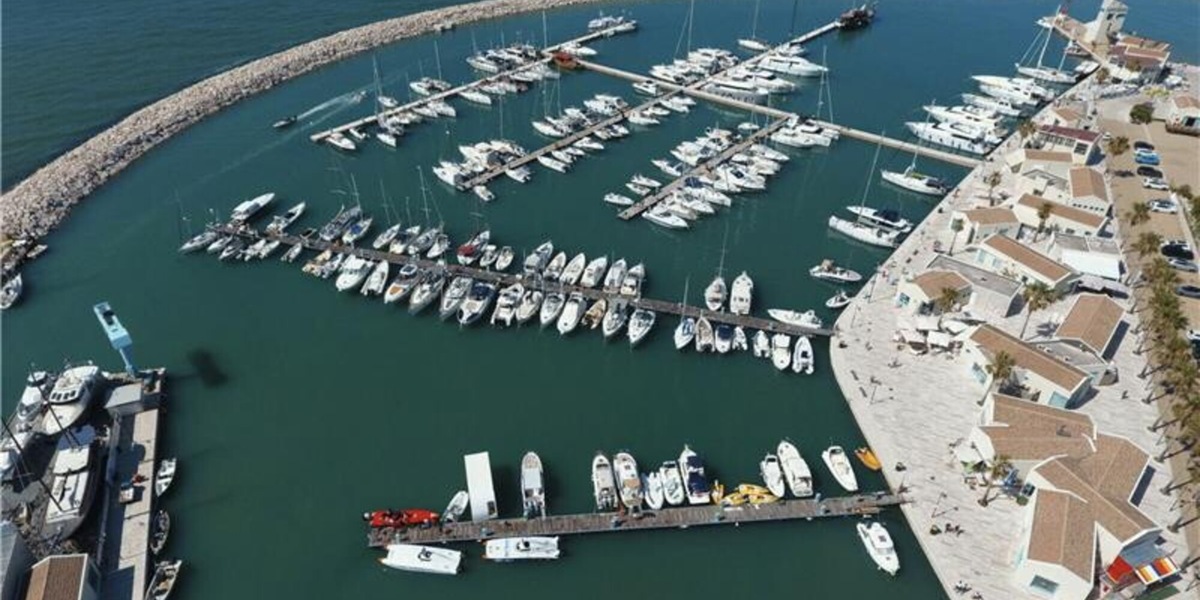 Mondiale Off Shore 2025: spettacolo, velocità e adrenalina a Rodi Garganico