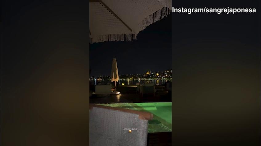Mauro Icardi e China Suarez, cena romantica a Istanbul