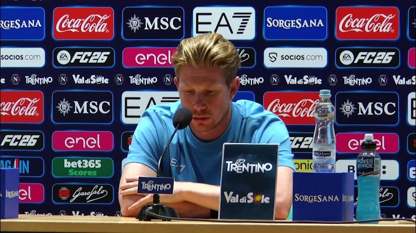 De Bruyne: "Pantaloncini con il numero 10? Un bel gesto"