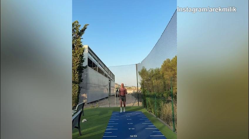 Juventus, continua il lavoro di Milik a Ibiza