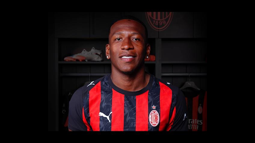 Il Milan ufficializza l'acquisto di Estupinan