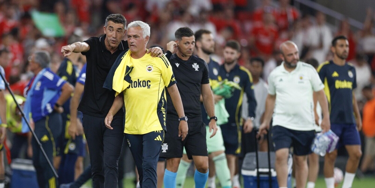 Fenerbahce-Lazio, decide Kahveci: il gesto tra Mourinho e Sarri a fine partita