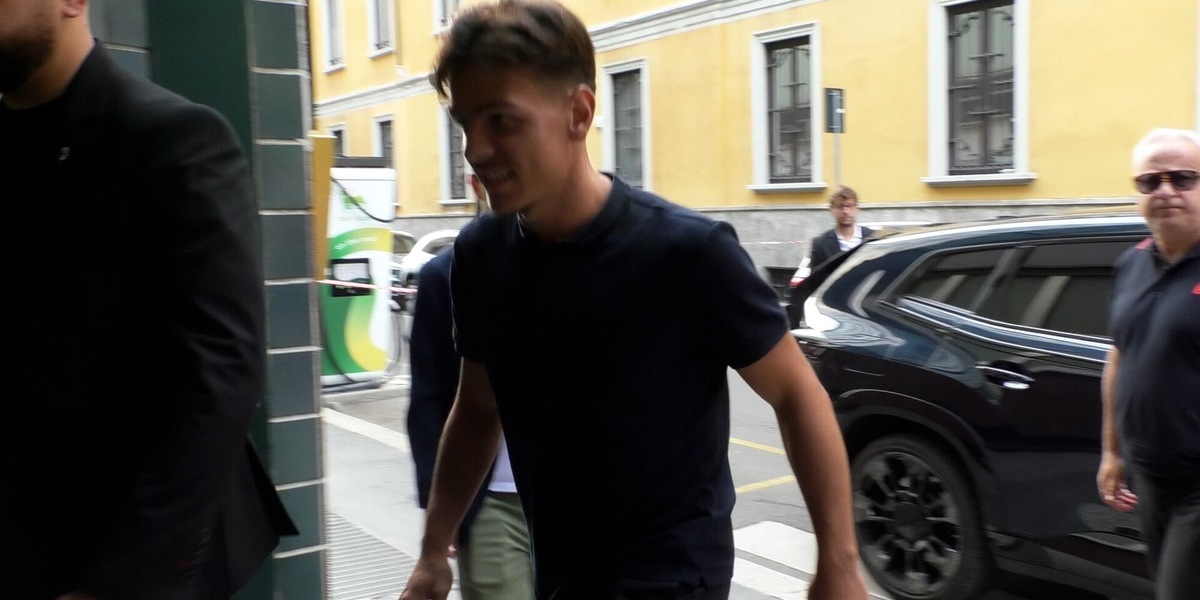 Milan, Jashari si presenta per le visite mediche