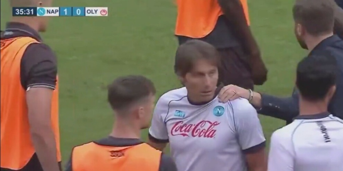 Conte perde la pazienza: furia in campo contro il giocatore dell'Olympiacos