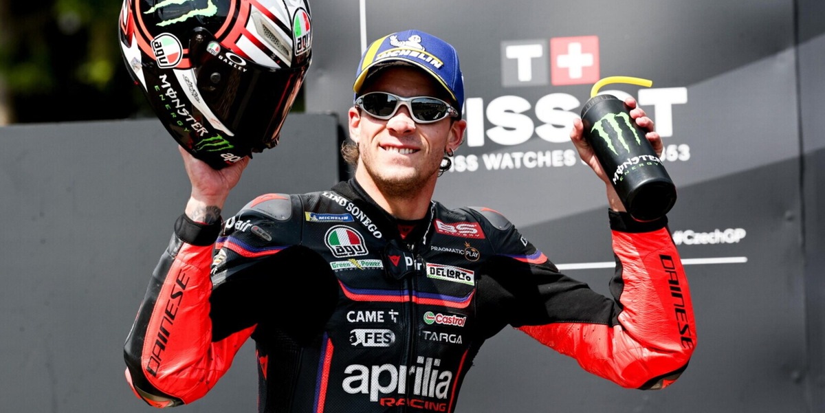 Bezzecchi in pole al GP d'Austria: "Grazie ai consigli di Valentino Rossi"