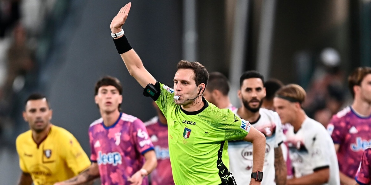 Chi è l'arbitro di Juve-Parma: dal gol vittoria annullato ingiustamente al battesimo di Motta