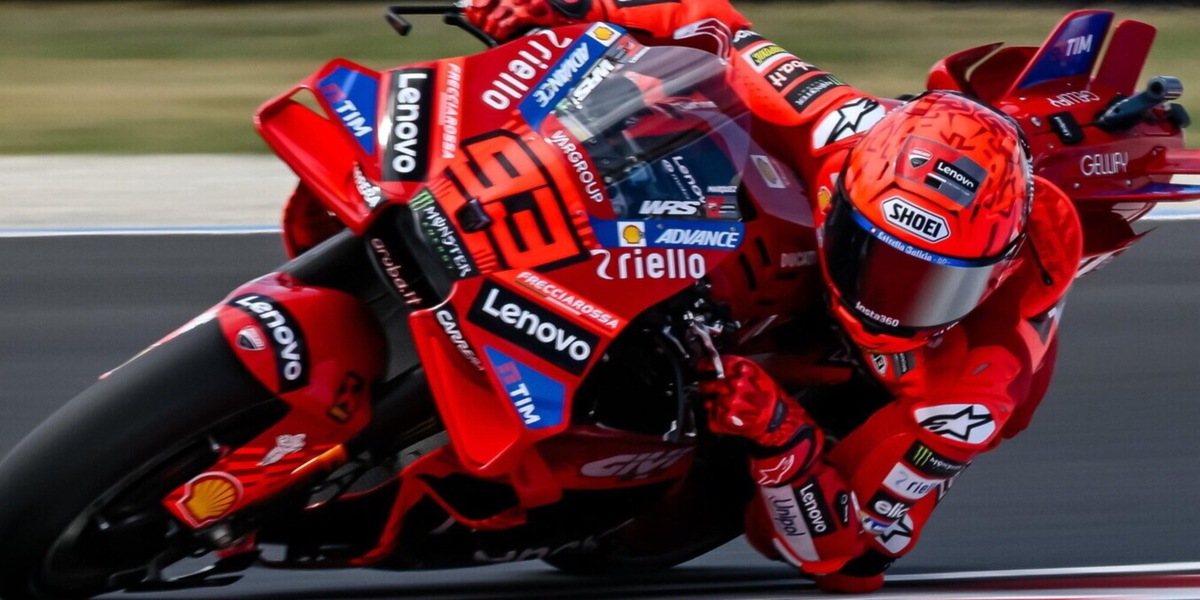 Marc Marquez fa il vuoto: sua la pole a Balaton Park! Quattro italiani alle sue spalle