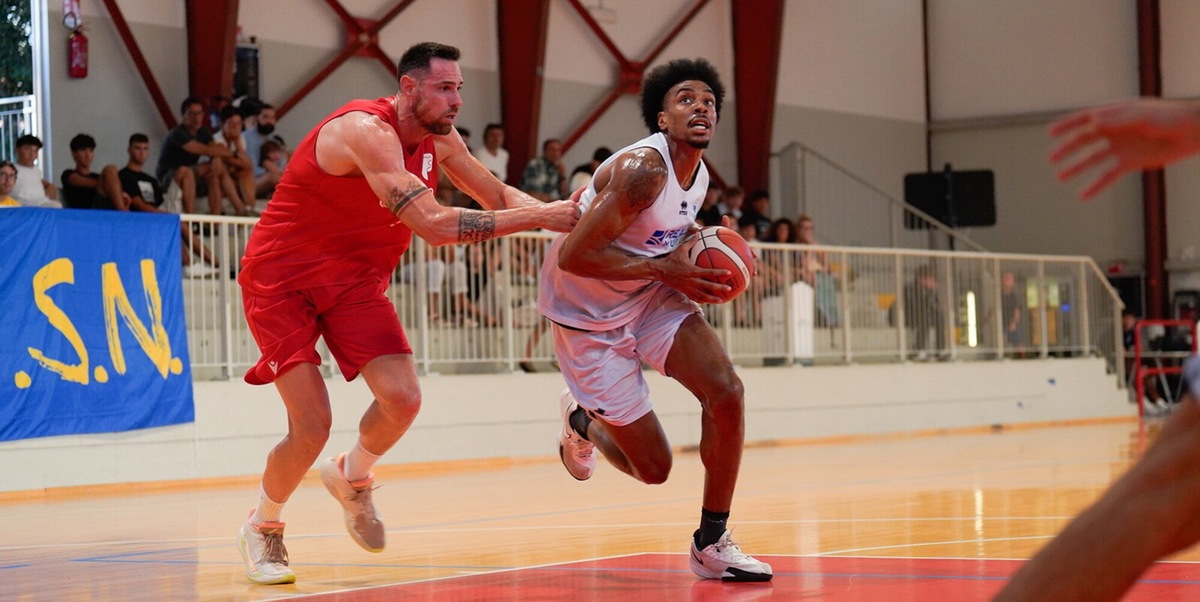 Basket Torino, scrimmage con Pistoia