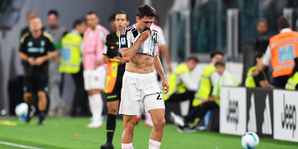 Cambiaso chiede scusa dopo l'espulsione in Juve-Parma: “Brutto gesto di cui mi vergogno"