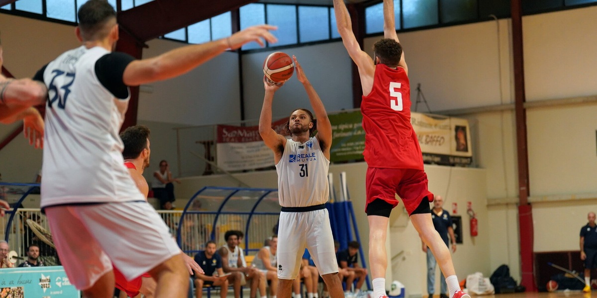Basket Torino in provincia di Milano per un nuovo test con Tezenis Verona