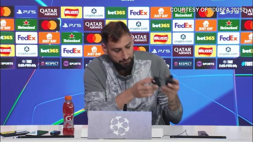 Donnarumma: "La mia voglia era di venire qui al City. Non parlo dell'addio al Psg e di futuro"