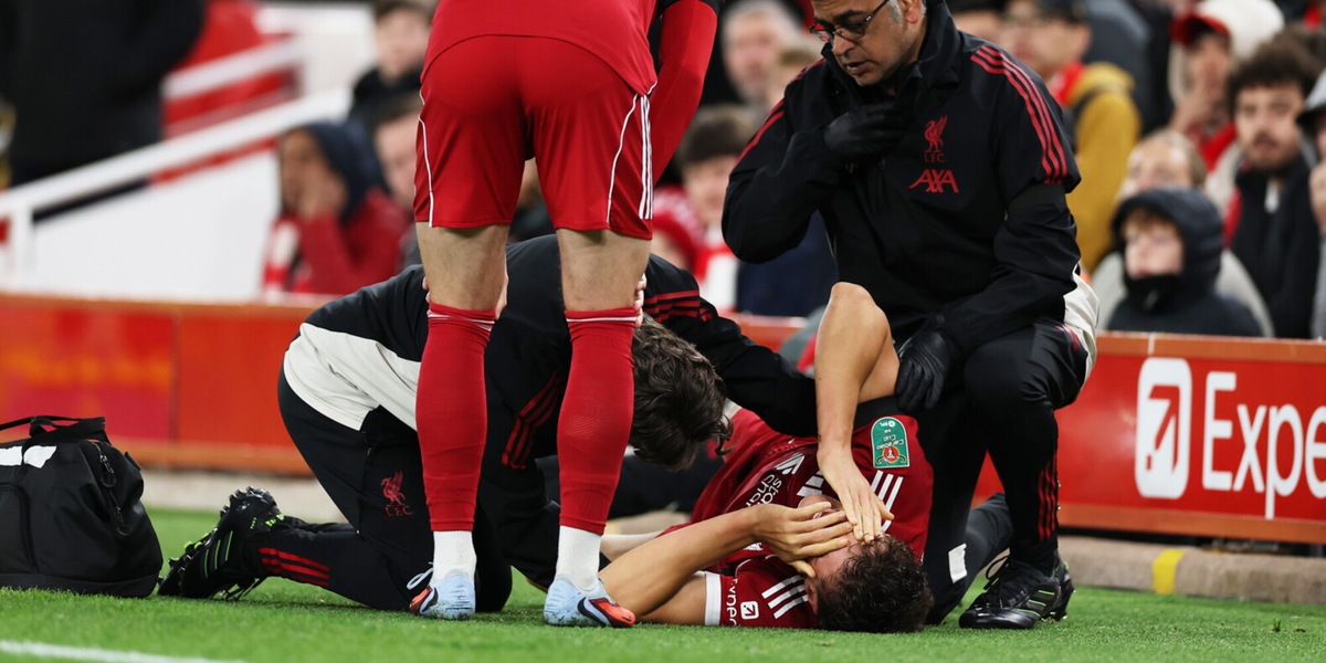 Leoni, che sfortuna! S’è rotto il crociato. Chiesa può rientrare nella lista Champions del Liverpool
