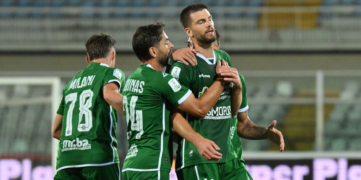 Dazn: la Serie B si accende con Avellino-Reggiana, gratis e senza bisogno di registrarsi