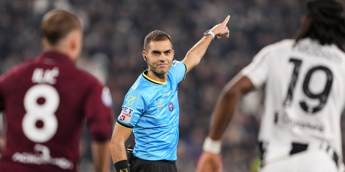 Moviola Juve-Torino, fischia CalVARese: Zufferli nì, troppe sbavature