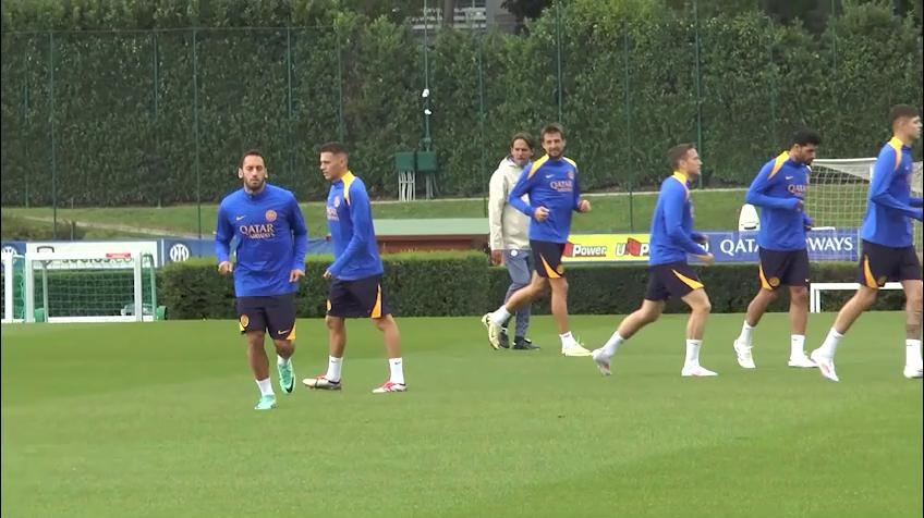 Inter, Calhanoglu si ferma per un problema al polso