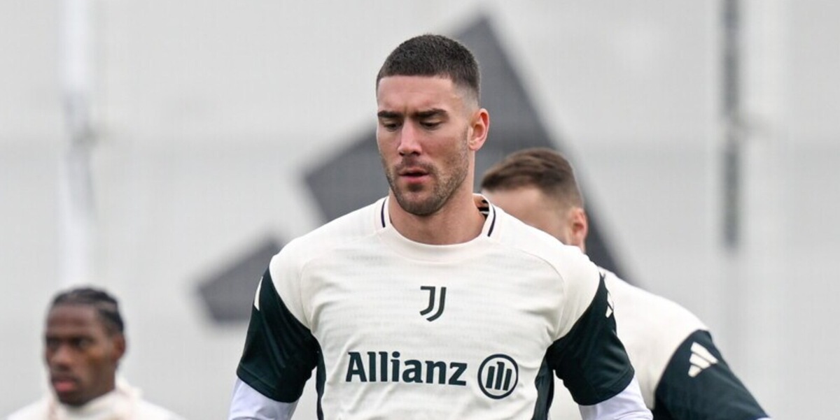 La Juve di Spalletti verso la Fiorentina: le novità su Vlahovic, Cabal e Kelly...