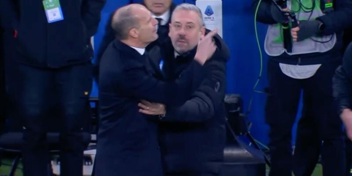 Allegri nella bufera, Napoli all’attacco: “Totalmente fuori controllo”. Il caso scuote la Supercoppa