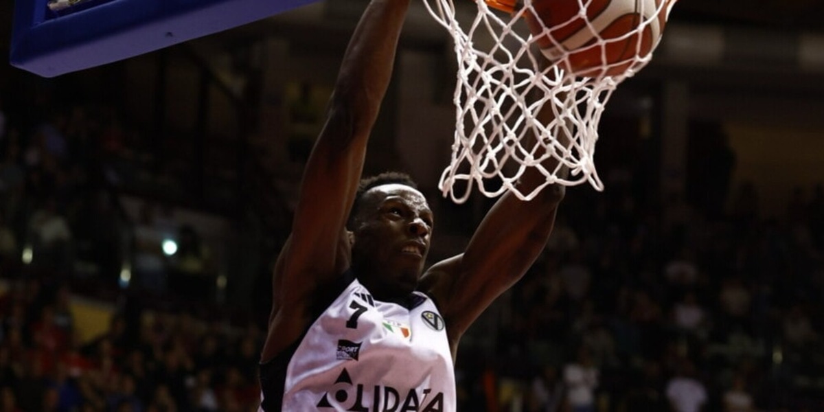 Niang, oltre il basket c'è solo la Juve: "È la mia squadra, Pogba idolo e fonte d'ispirazione"