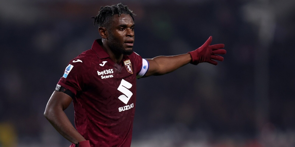 Torino, ora Zapata è un caso: chiuso da Simeone e Adams, il futuro è sempre più in bilico