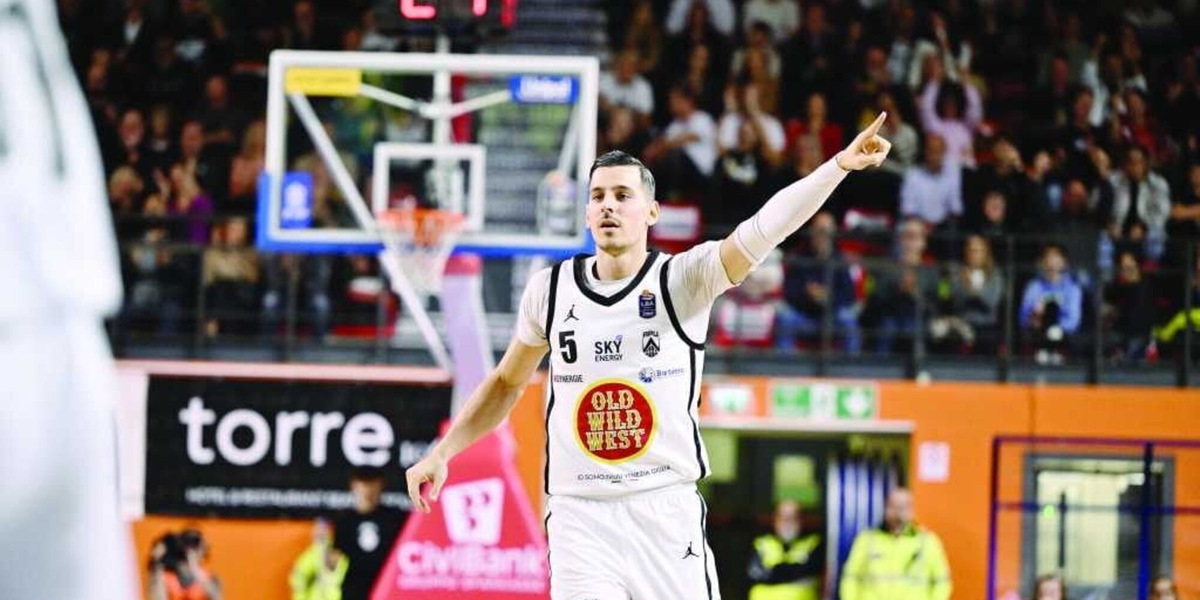 "Udine sempre sul pezzo, Final Eight? Tifo doppio!"
