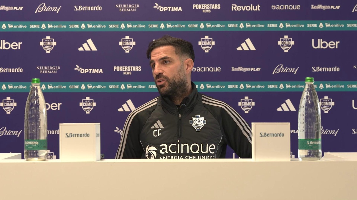 Fabregas: "Non cambio idea e giochiamo il nostro calcio"