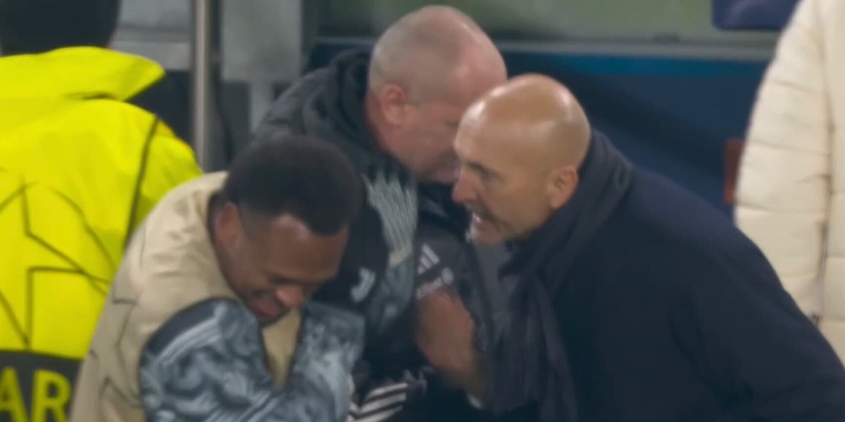 Spalletti show durante Juve-Benfica, lite con un tifoso e schiaffi a Openda: "Ti devi..."