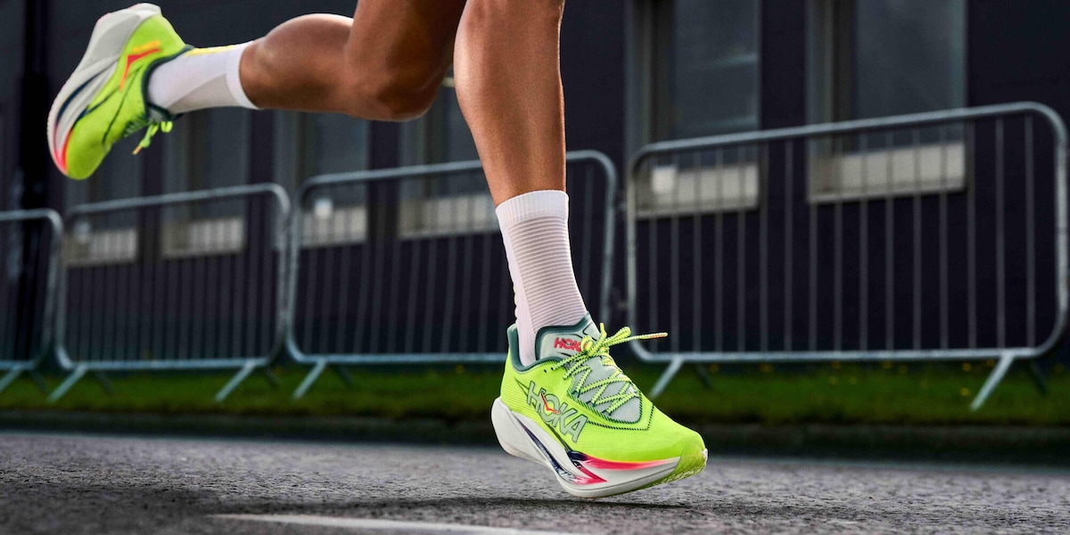 Nuova Hoka Cielo X1 3.0: una scarpa da gara veloce e potente