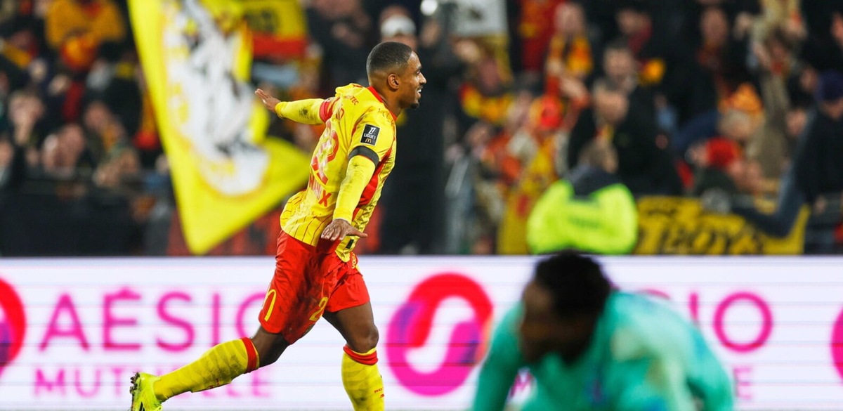 Aguilar mette pressione al Psg: Le Havre ko e Lens in testa. Vincono Alaves e Colonia