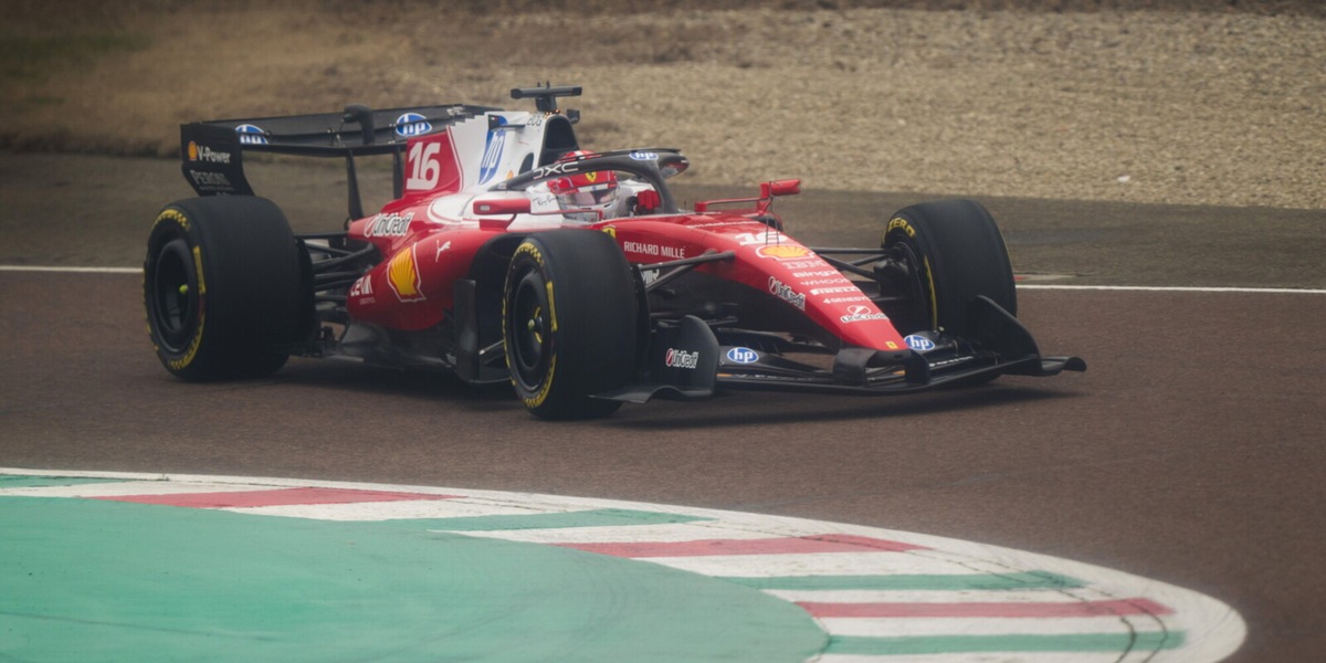 Chilometri e cronometro: la risposta della Ferrari