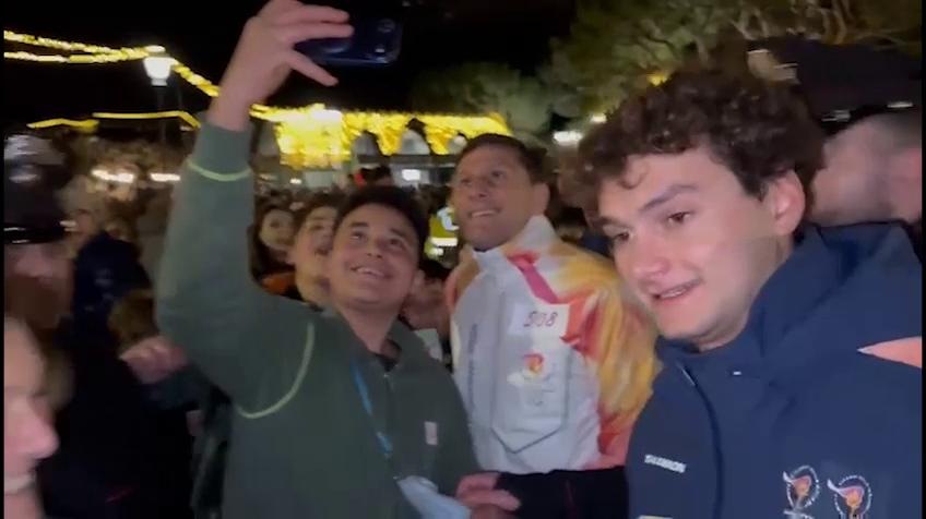 Zanetti con la Fiamma Olimpica: "Emozione incredibile"