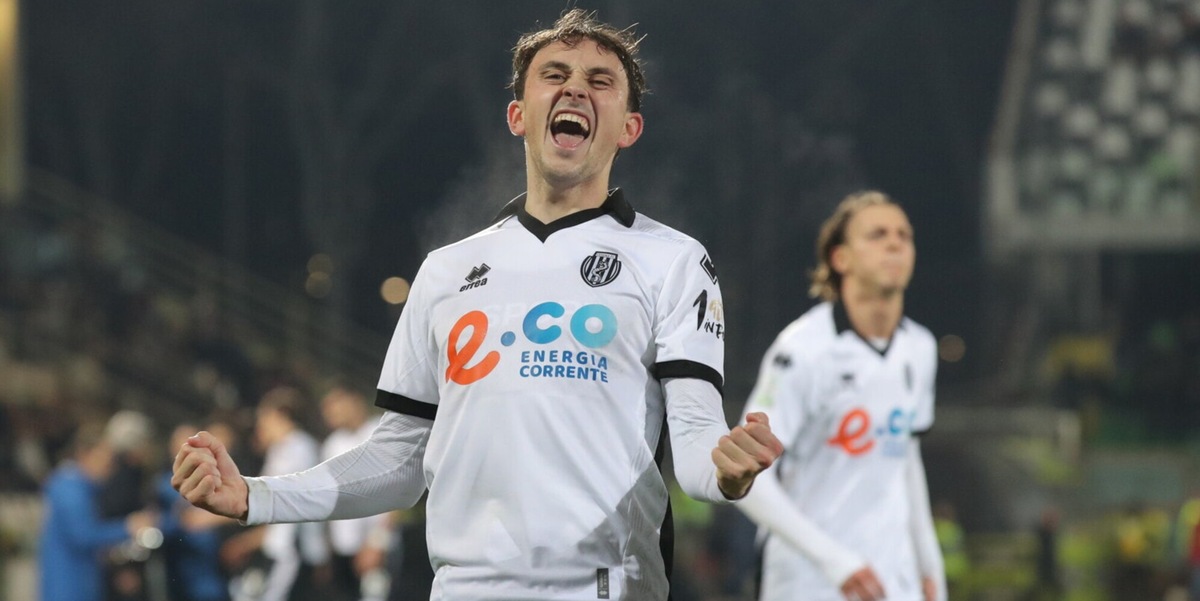 Il Cesena torna al successo e si rilancia, Pescara sempre più giù aspettando Insigne