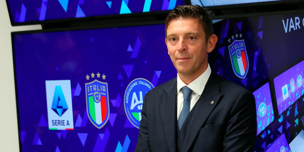 Arbitri, pronta la riforma Pro: più qualità ma ci vogliono anni. Quanto guadagna chi dirige 20 gare di Serie A