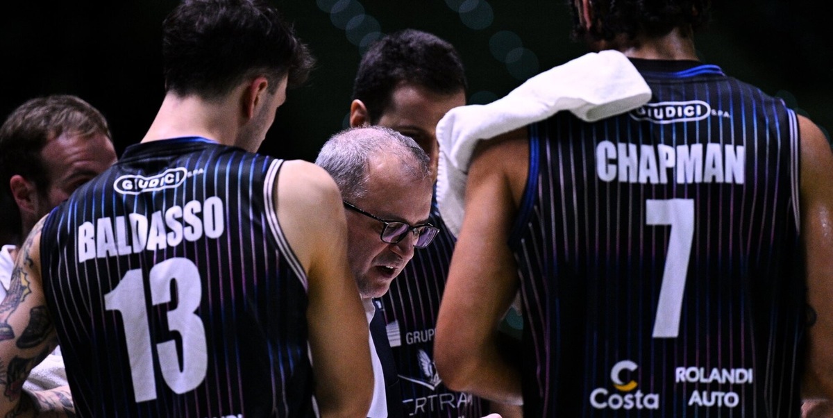 Il Derthona è una meraviglia: 84-78 contro la Virtus Bologna e finale di Coppa Italia